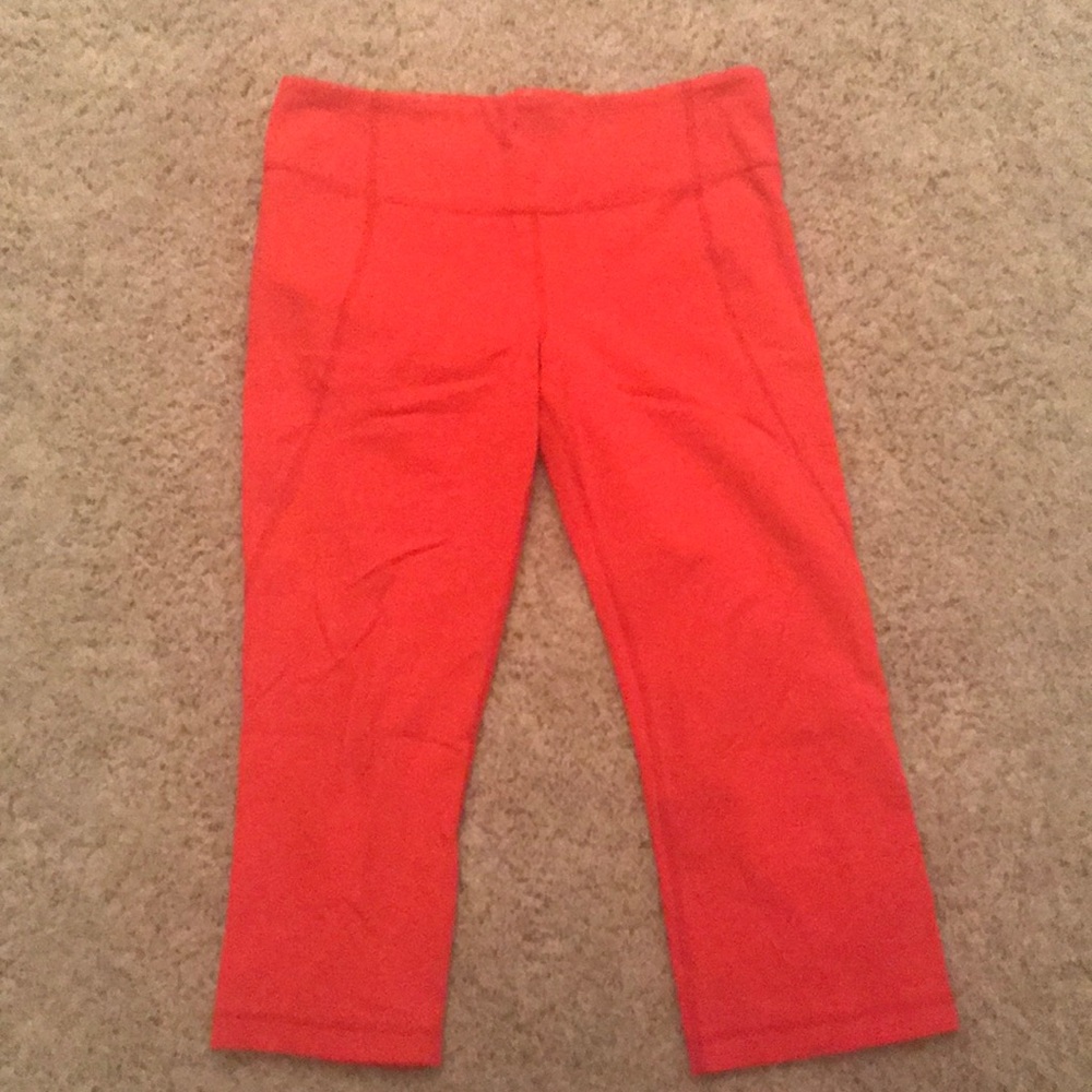 Lululemon size 10 orange crop